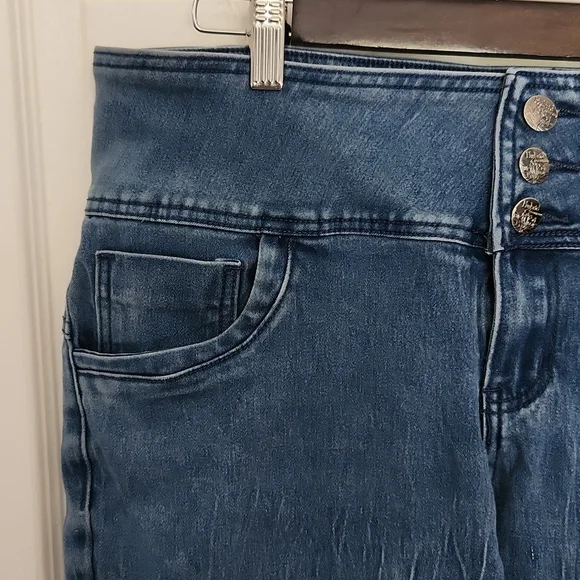 Hybrid & Company Skinny Jeans - Picture 6 of 13